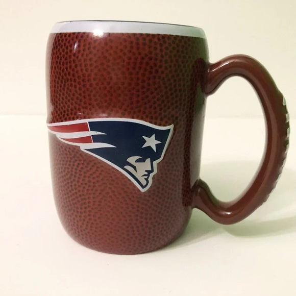 2013 Boelter Brands Patriots NFL Football CoffeeTea Cup Mug - Picture 13 of 15